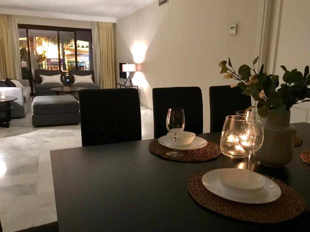 マルベーリャLarge And Elegant In Puerto Banus With Pools And Paddleアパートメント エクステリア 写真